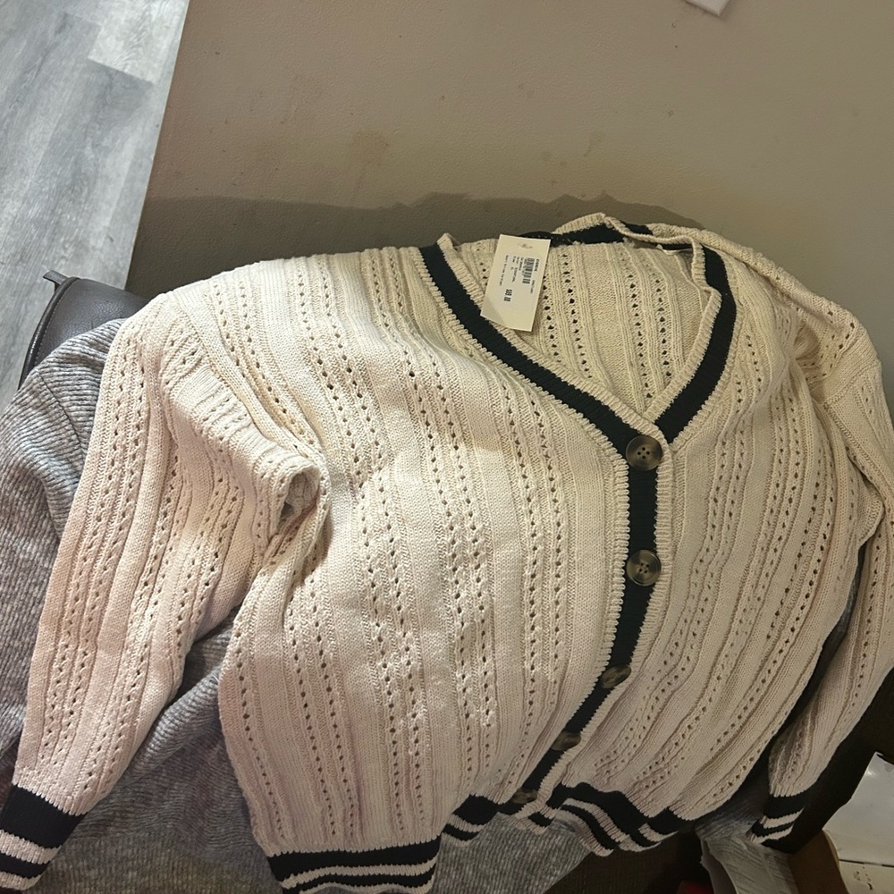 XL Evereve Sweater
